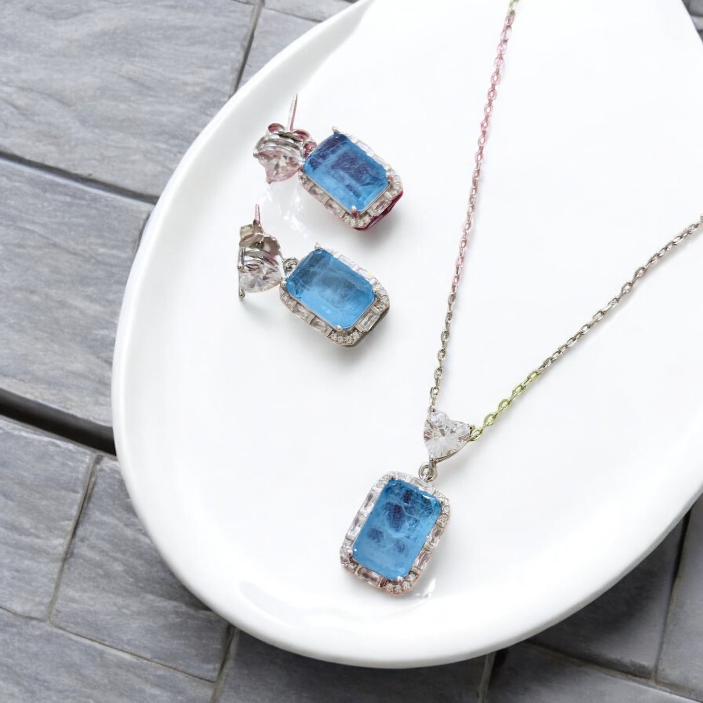 Ocean Whisper– Sterling Silver 925 Pendant Set