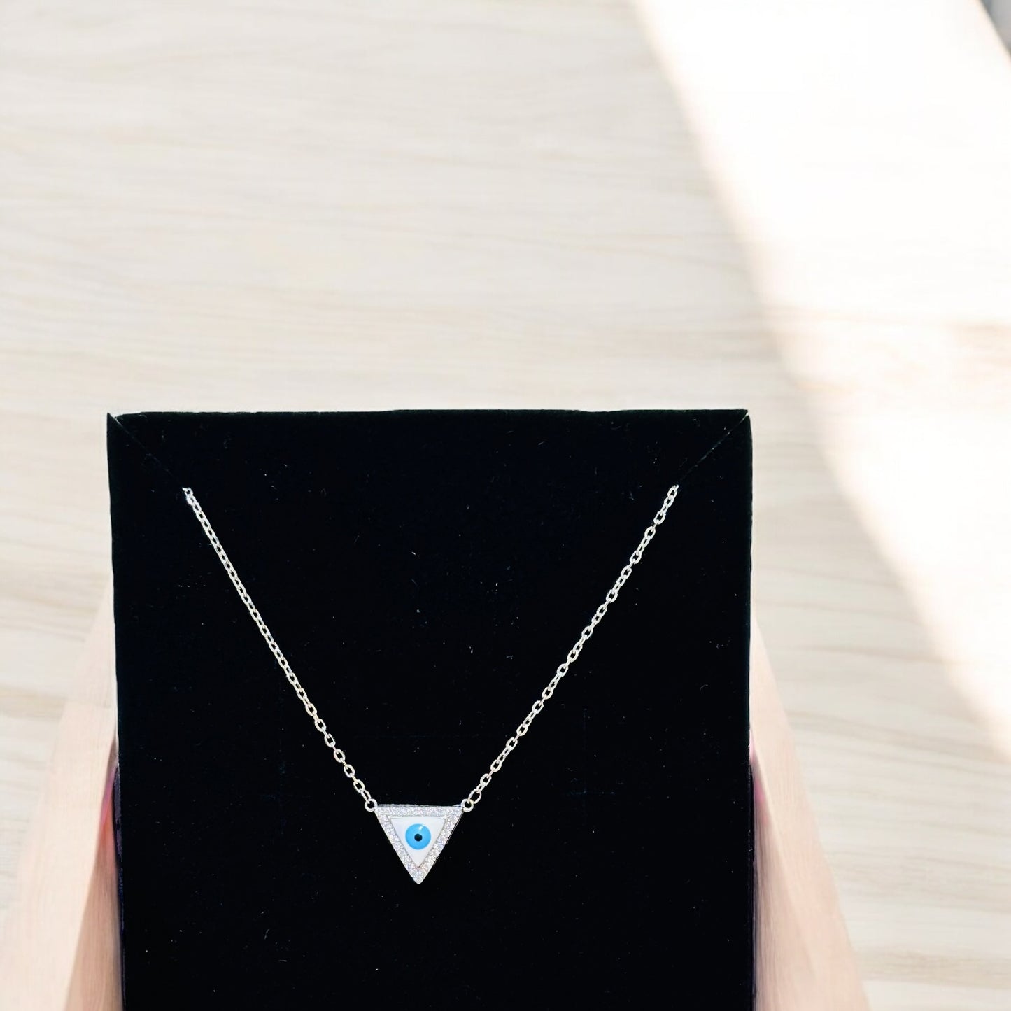 Evil Eye Trigon silver pendant chain