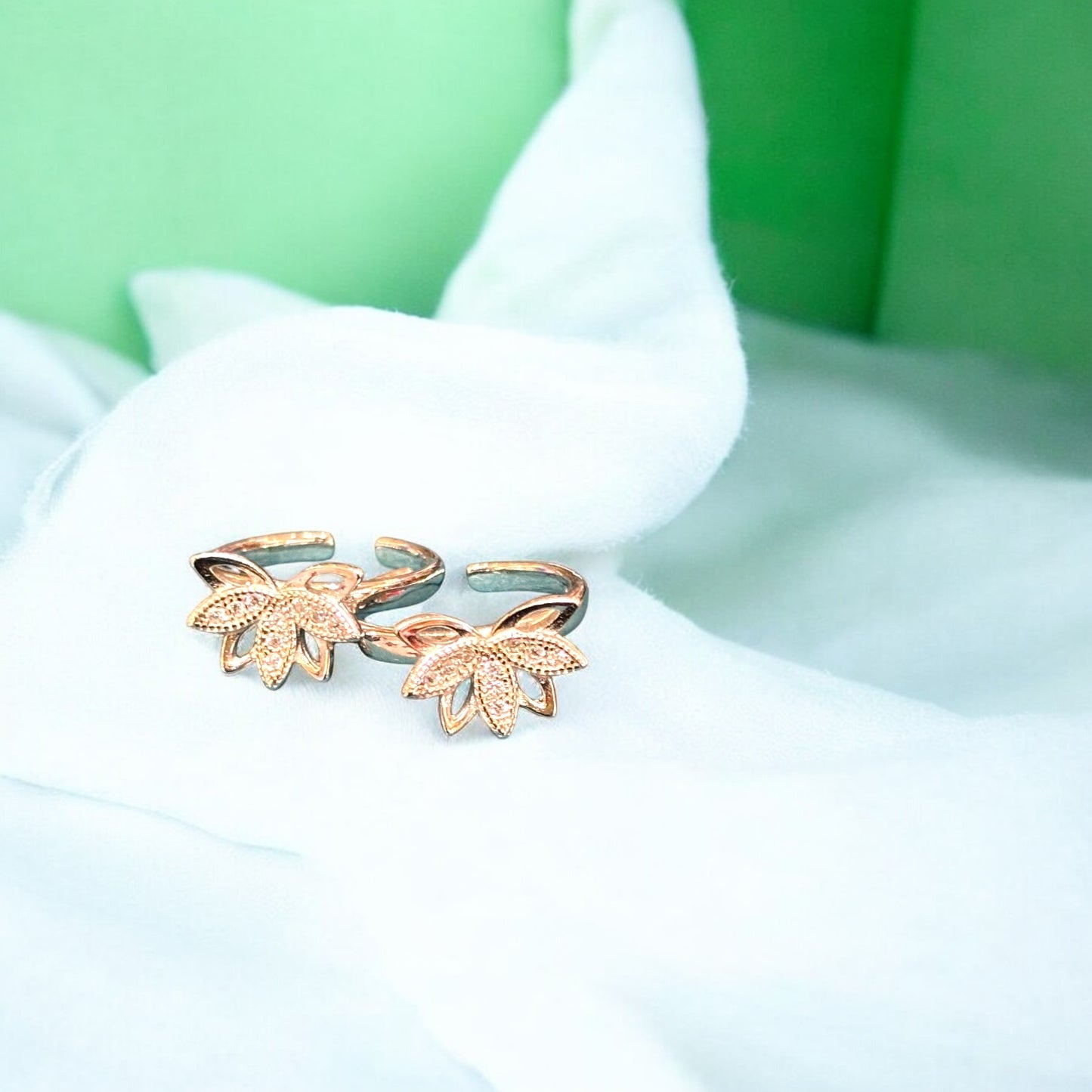 Majestic Lotus Toe ring