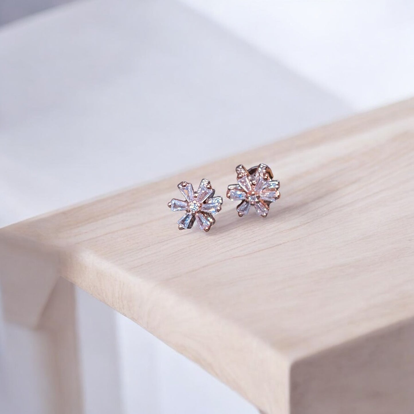 Blooming minimal Silver Earring