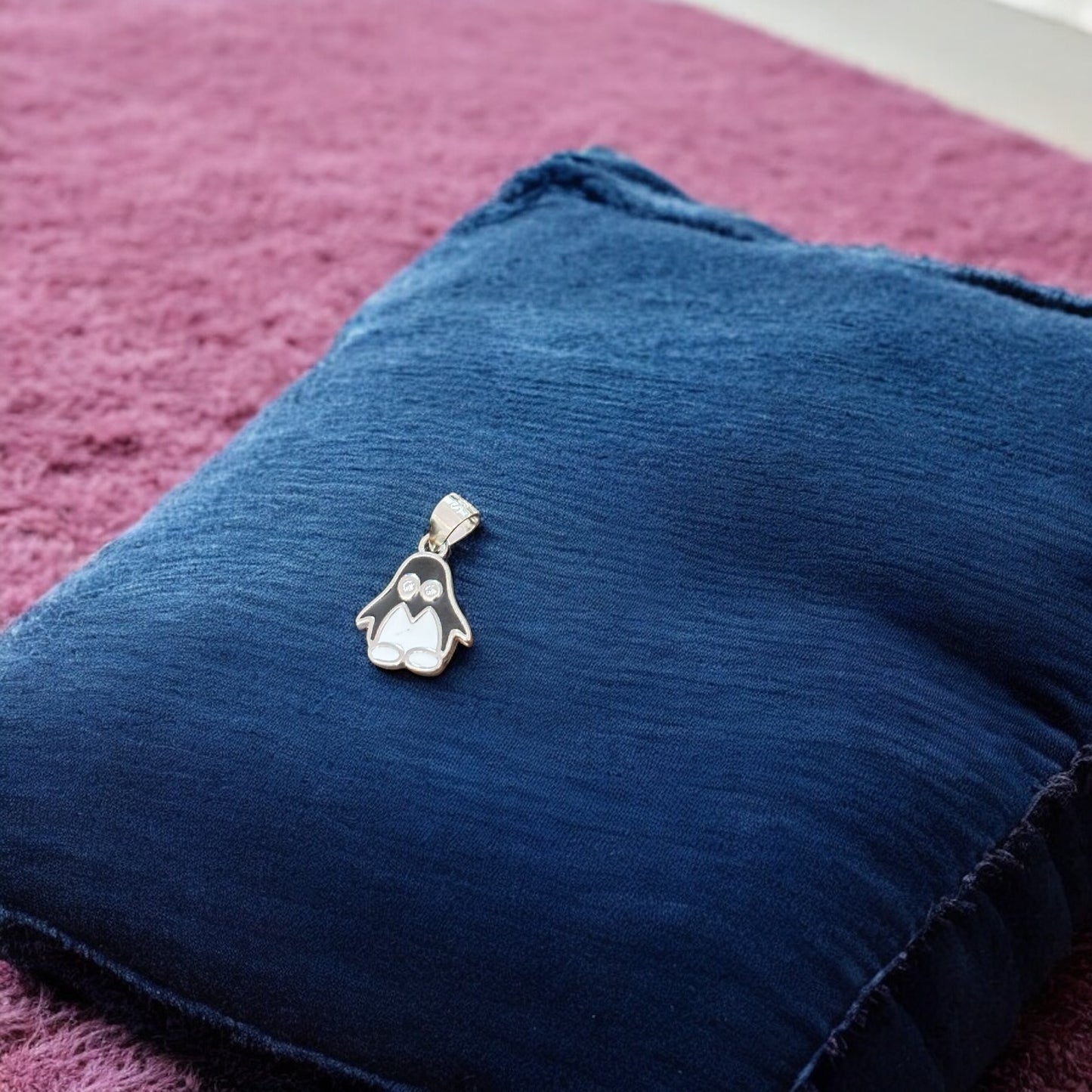 Cute Penguin Face Kids Silver Pendent