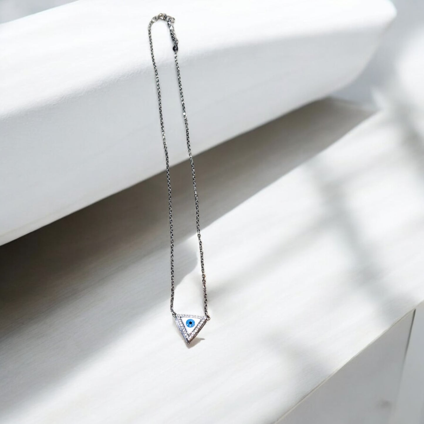 Evil Eye Trigon silver pendant chain