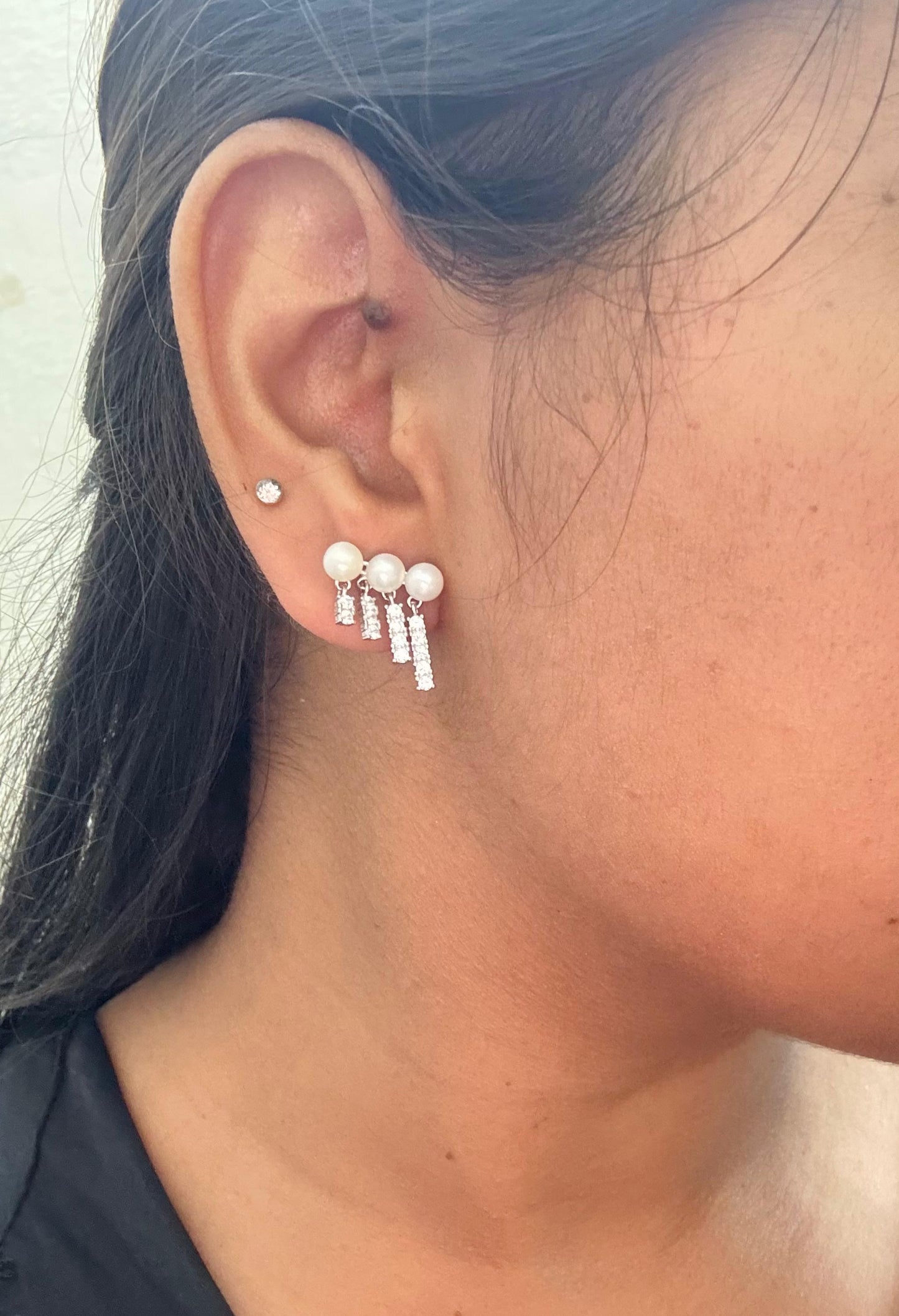 Cute pearl dangling 925 silver earring