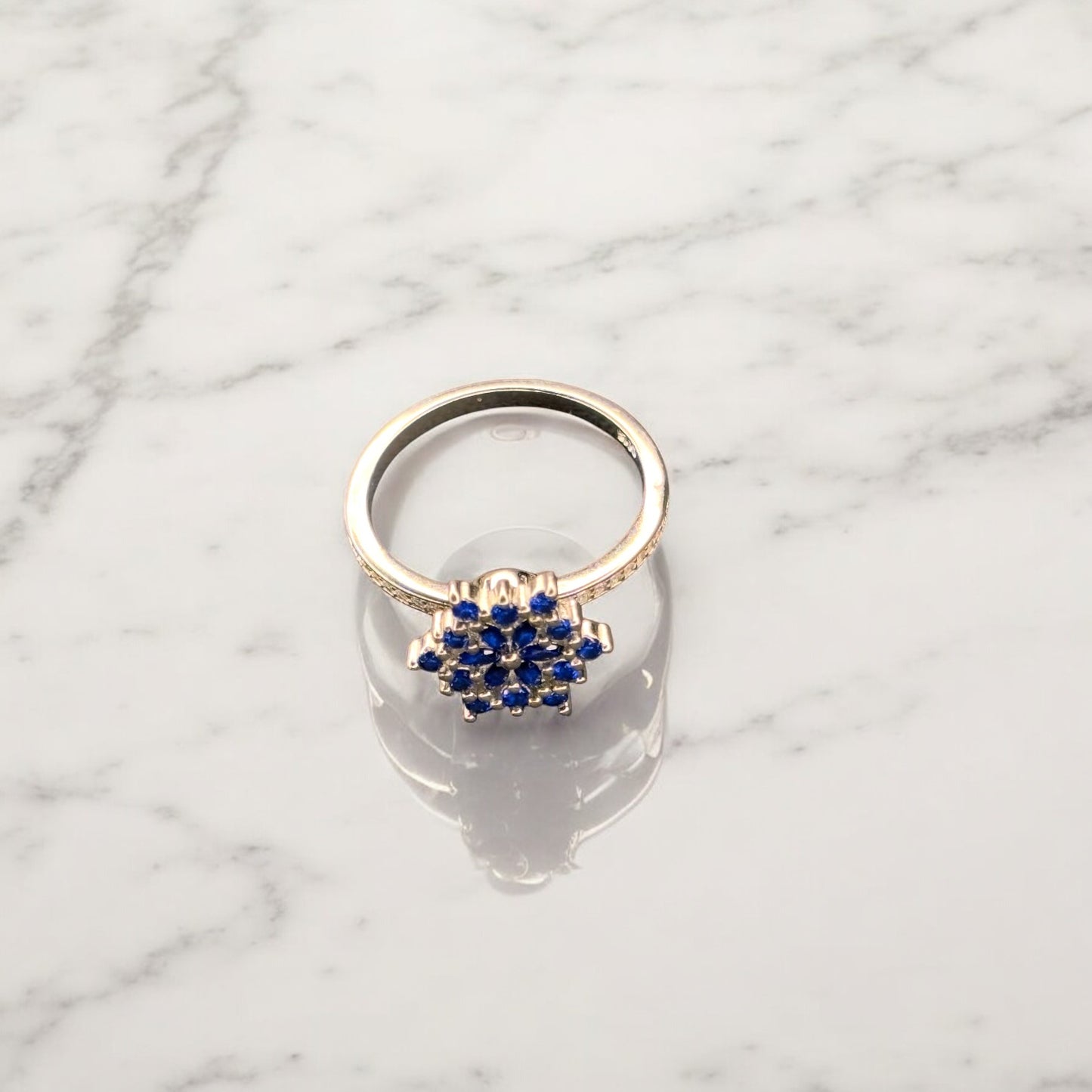 Beautiful 925 silver fan ring
