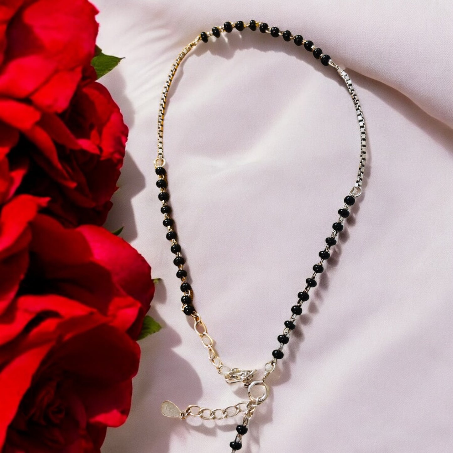 Black bead elegant silver payal