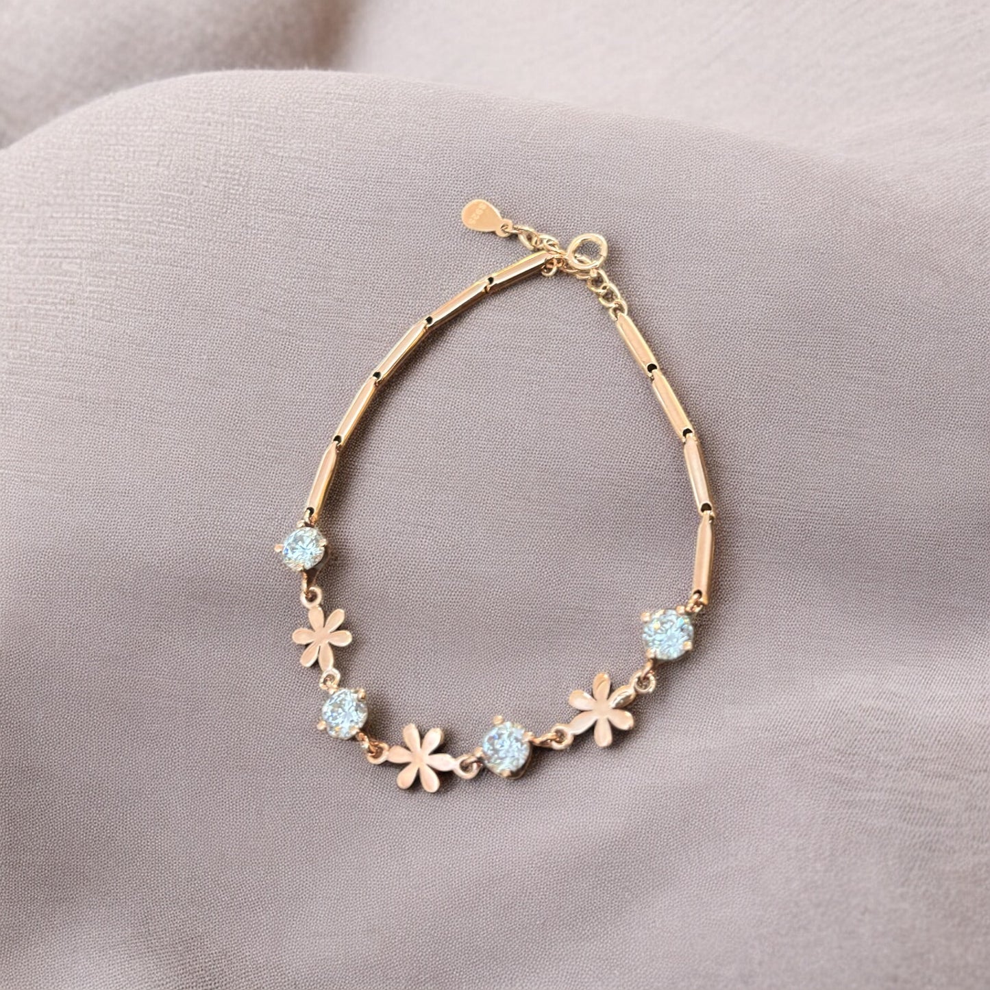 Celestial star solitaire link bracelet