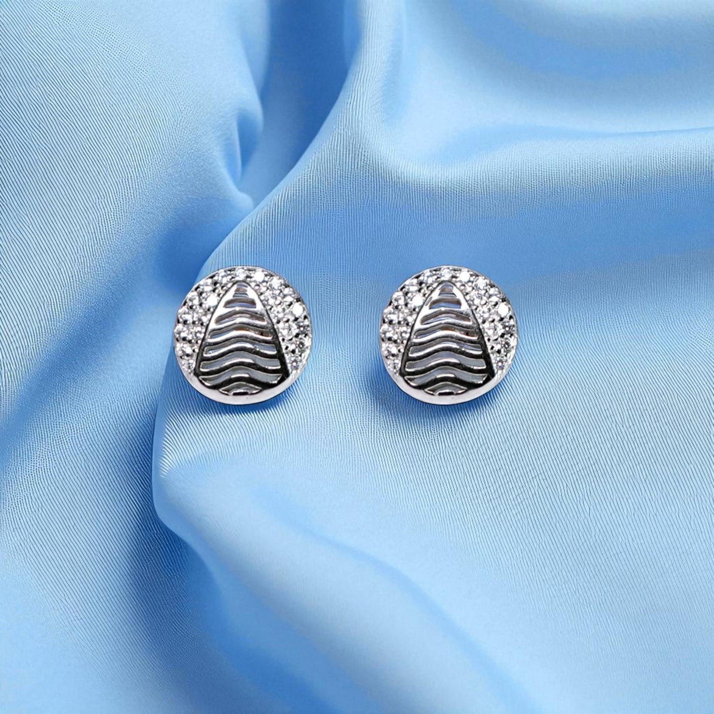 Contemporay Silver Pendant Set