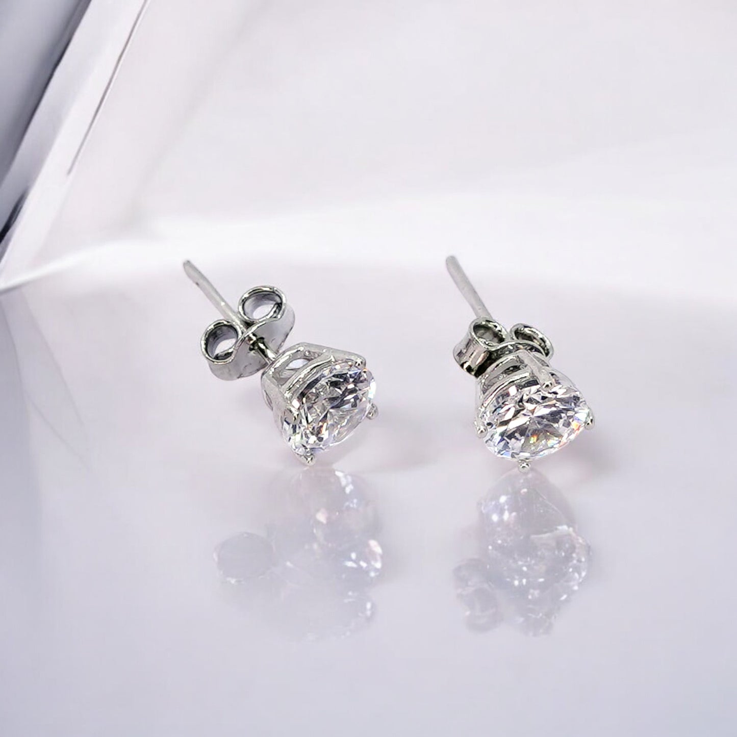 Cute Solitaire 925 silver Earring