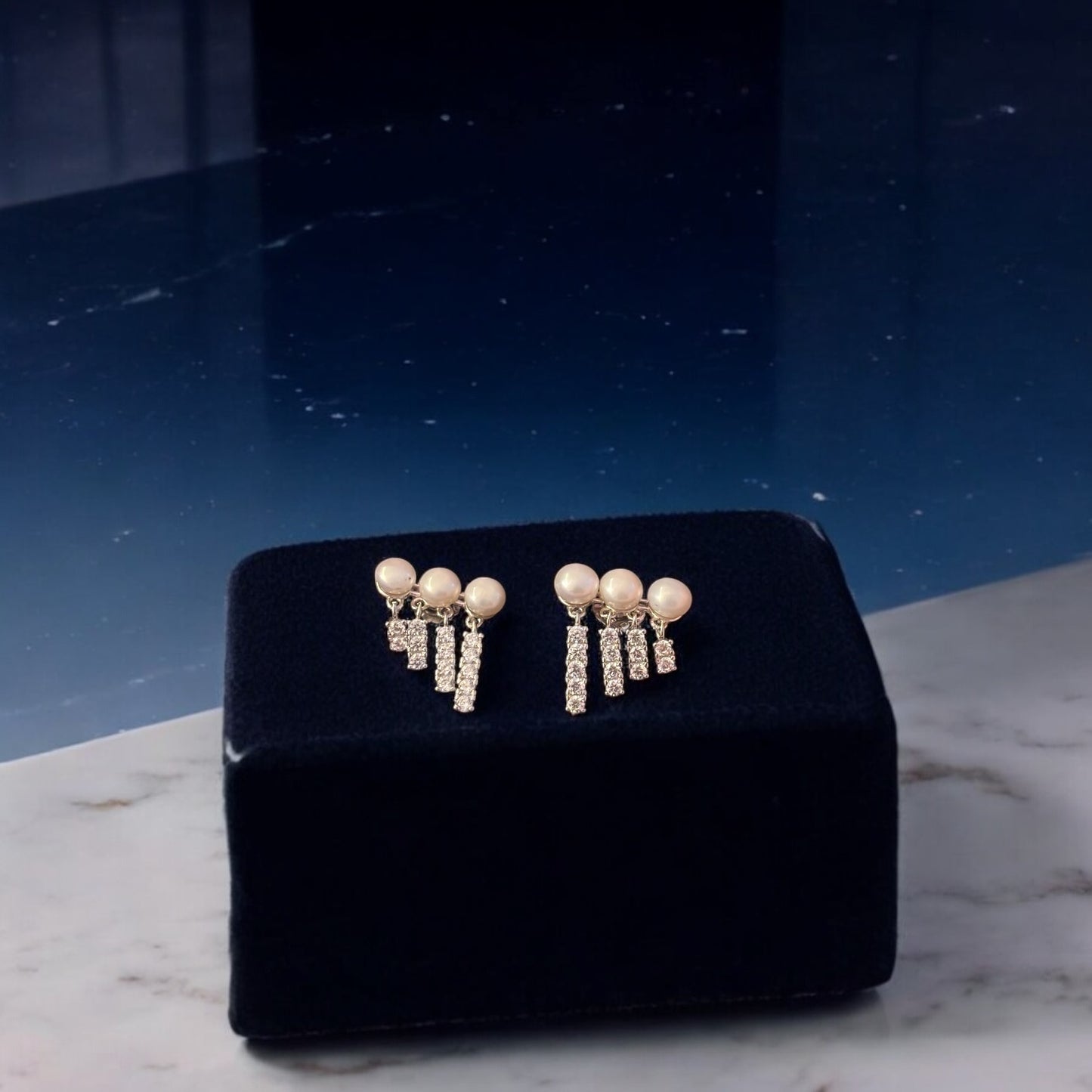 Cute pearl dangling 925 silver earring