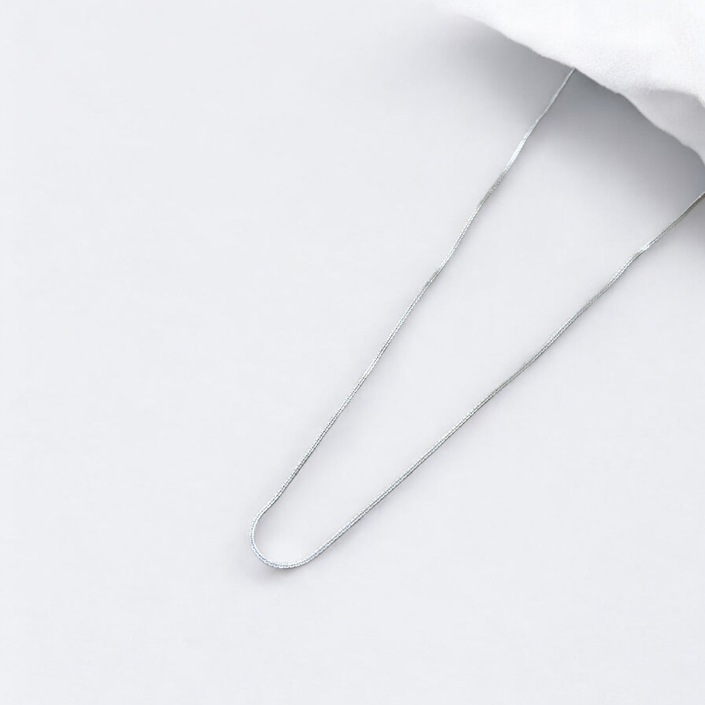 Men’s Sleek chain