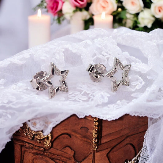 Minimalistic Star Sterling Silver earring