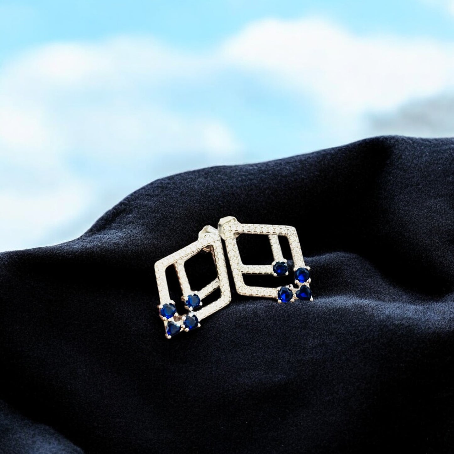 Dangling Diamond shape Sapphire 925 silver Earring