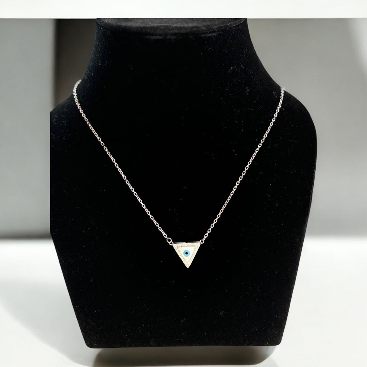Evil Eye Trigon silver pendant chain