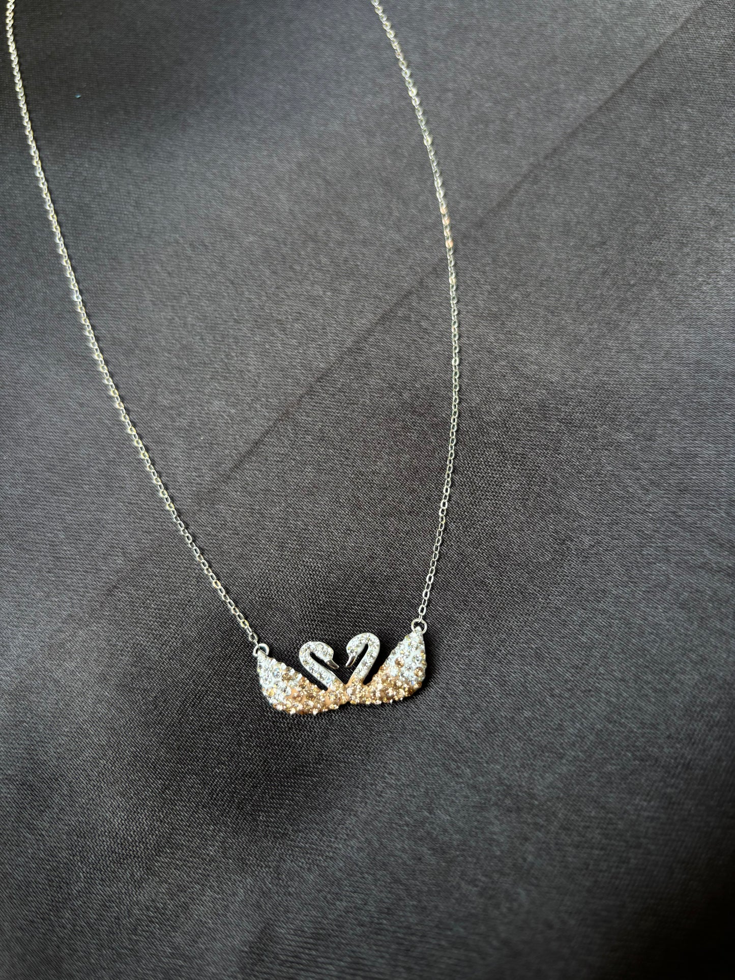 First date Swan Silver chain set