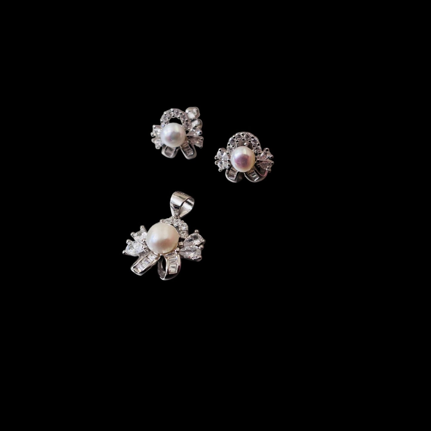Floral Bow pearl silver pendant set