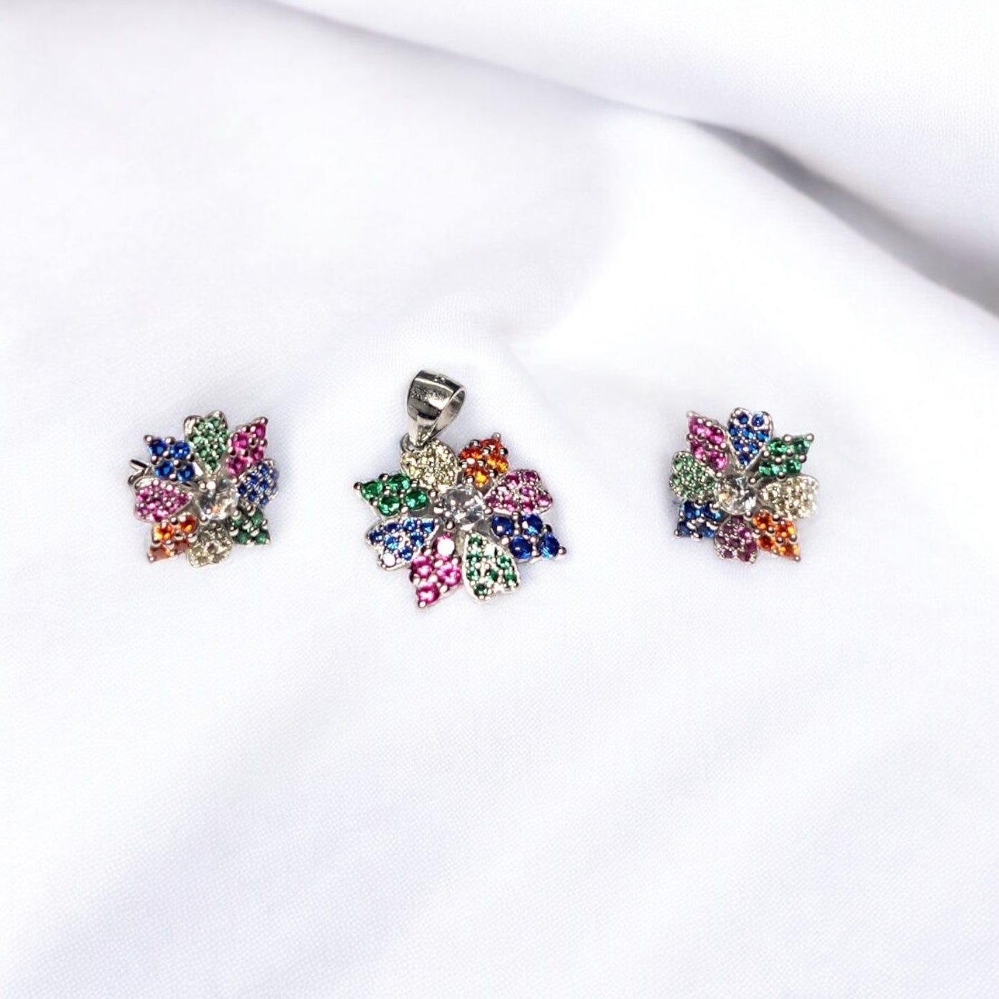 Glittering flower earring set