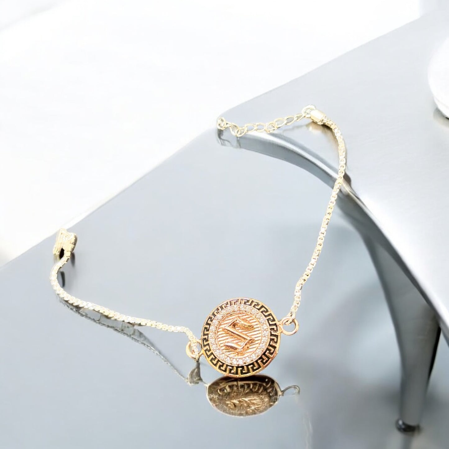 Gold Men’s bracelet with Dollar dial