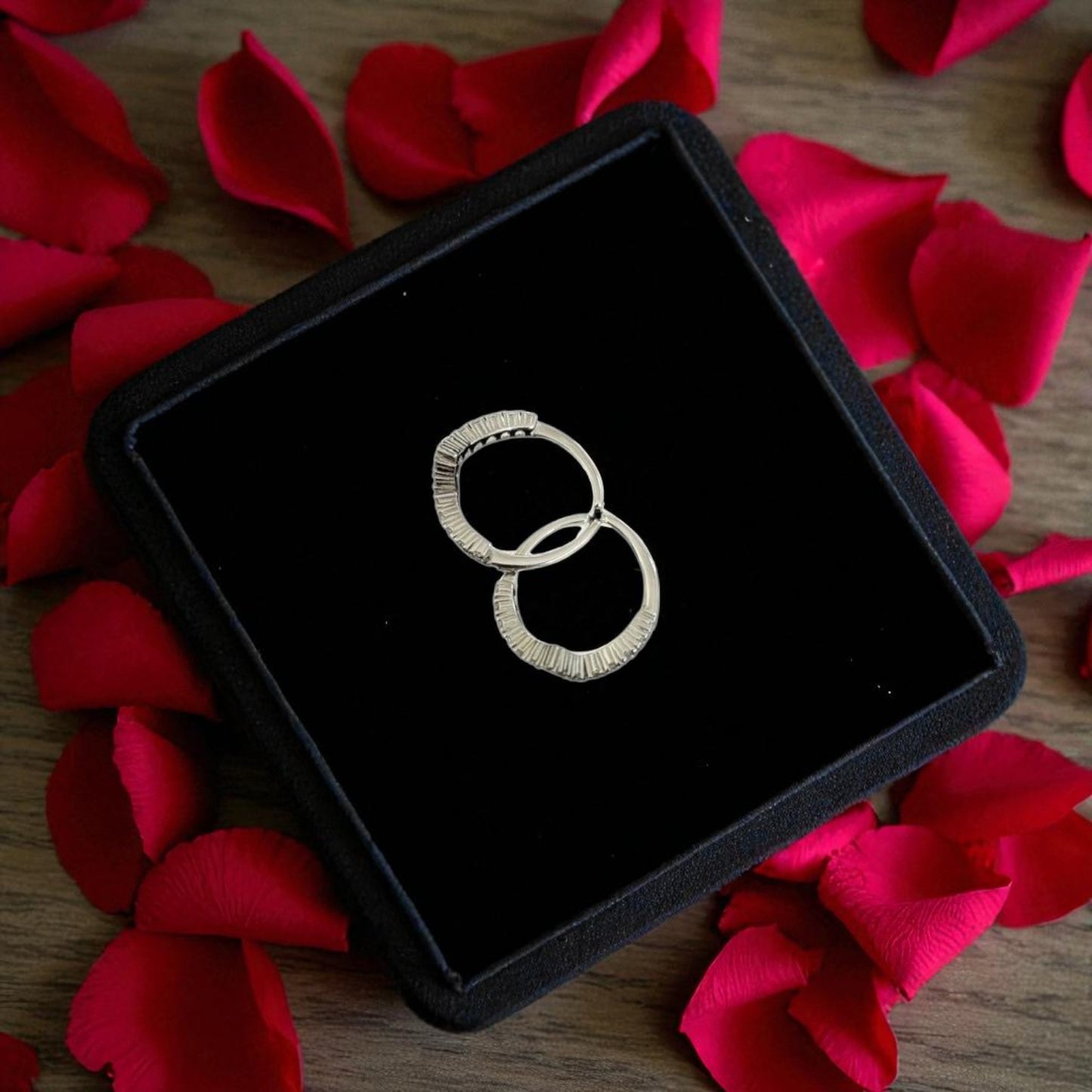 Double layer bead toe ring