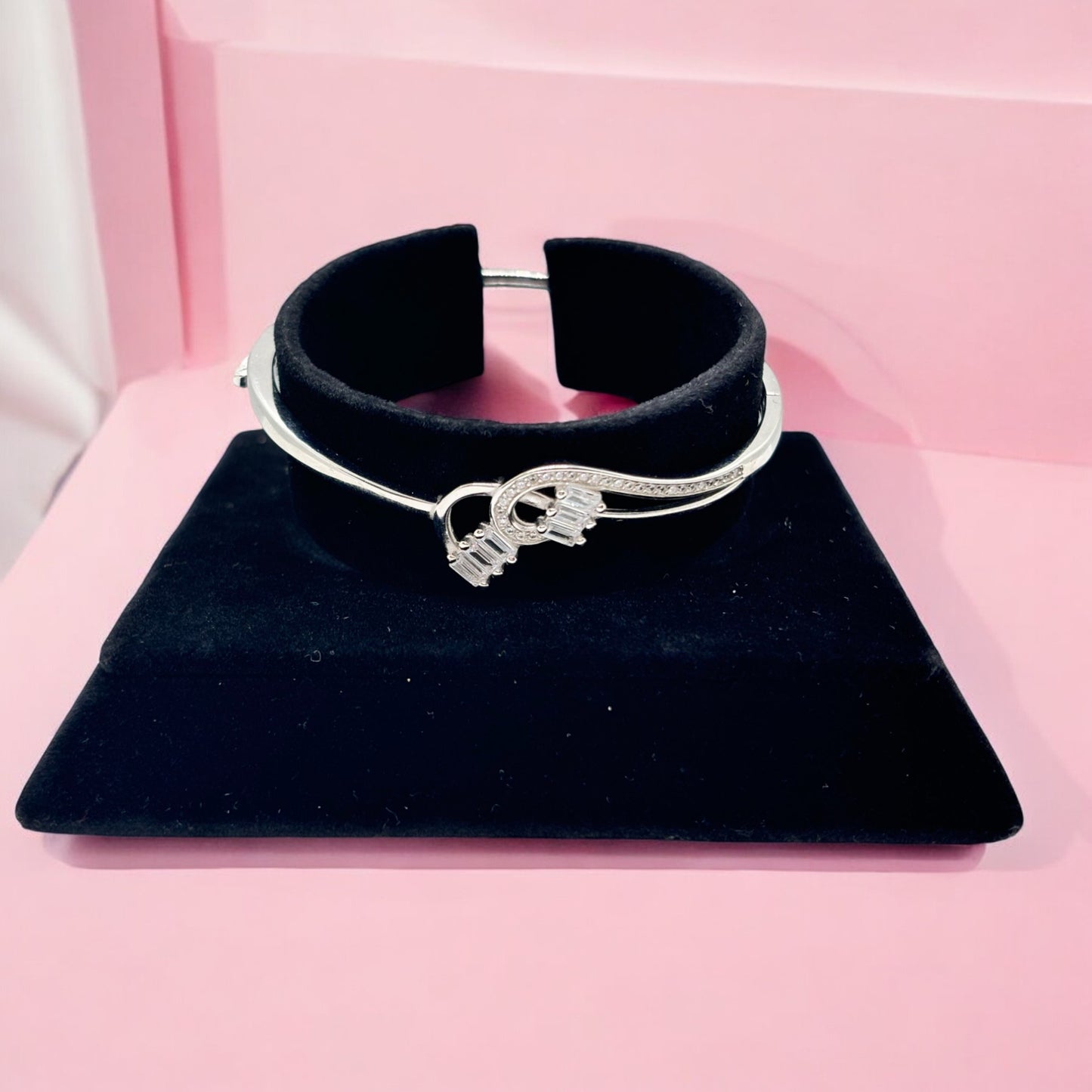Entangle Baguette Silver Kada