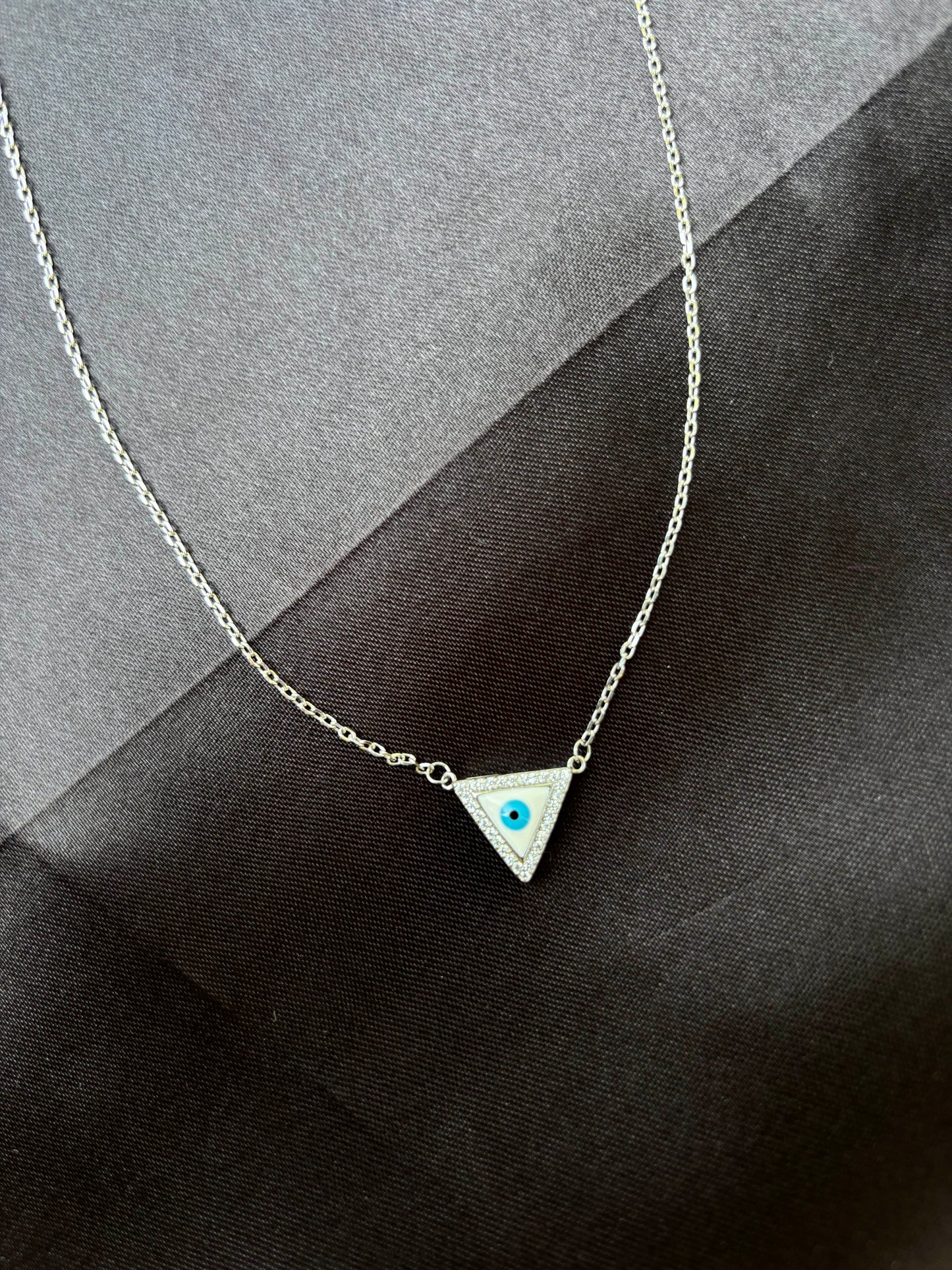 Evil Eye Trigon silver pendant chain