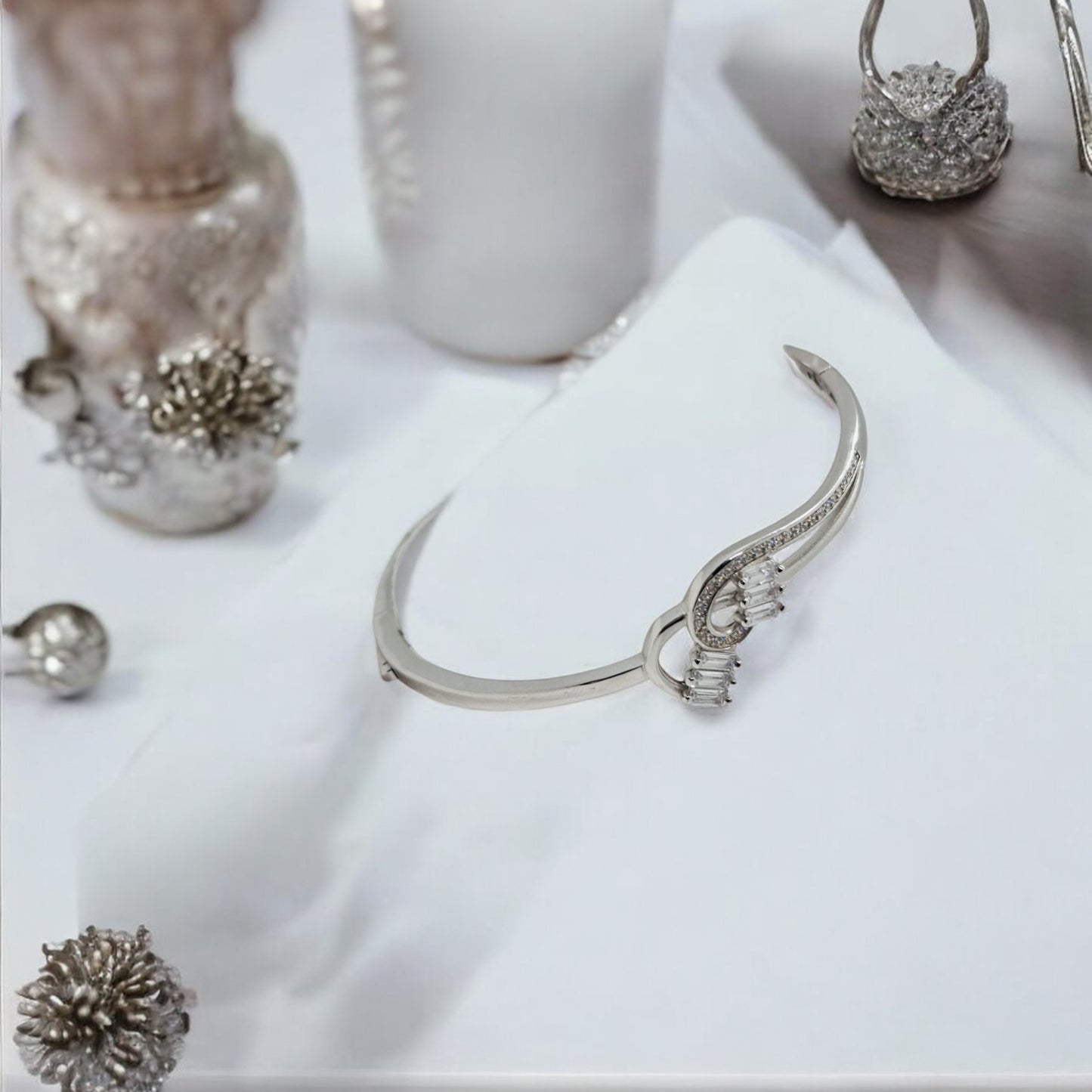 Entangle Baguette Silver Kada