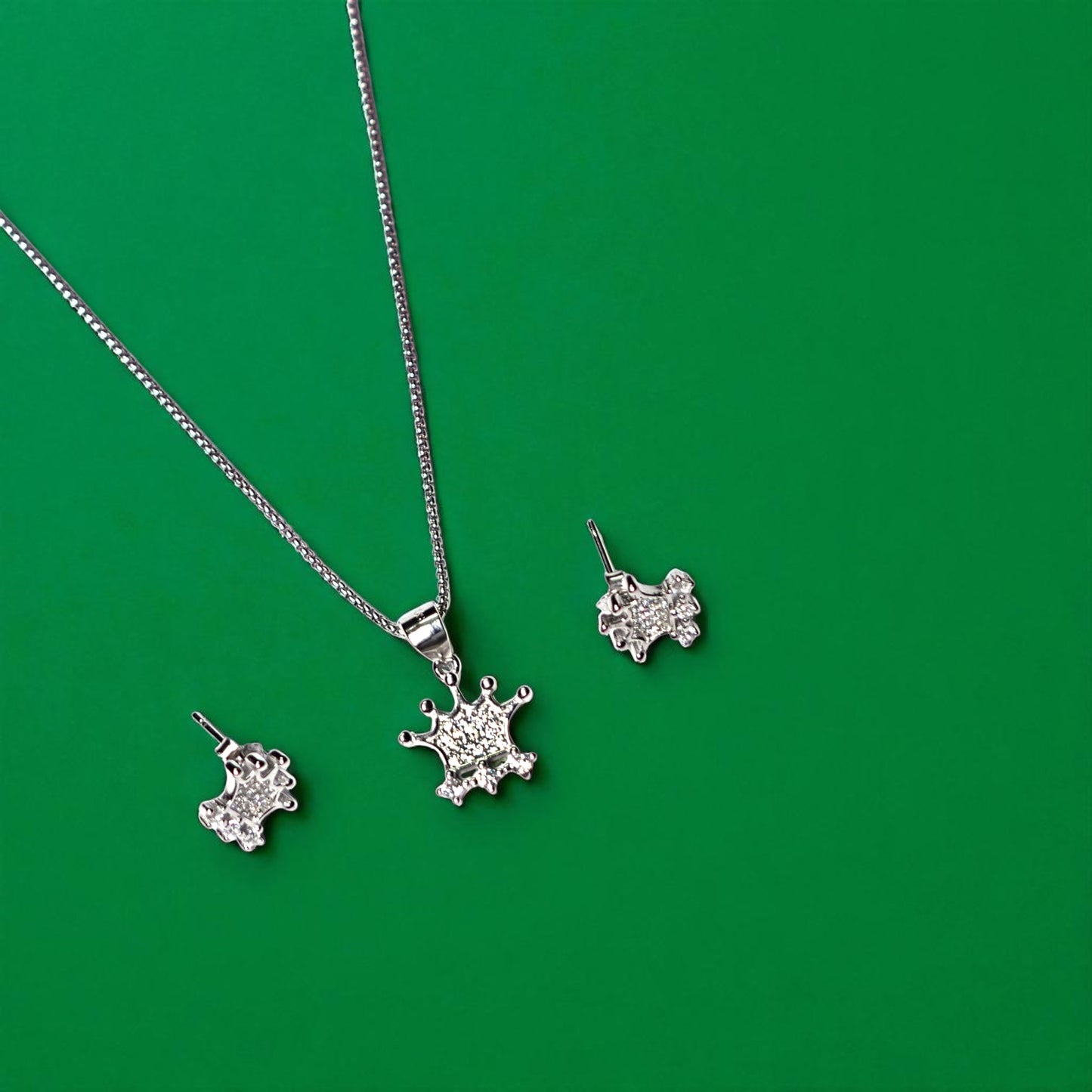 Little Crown silver Pendant Set
