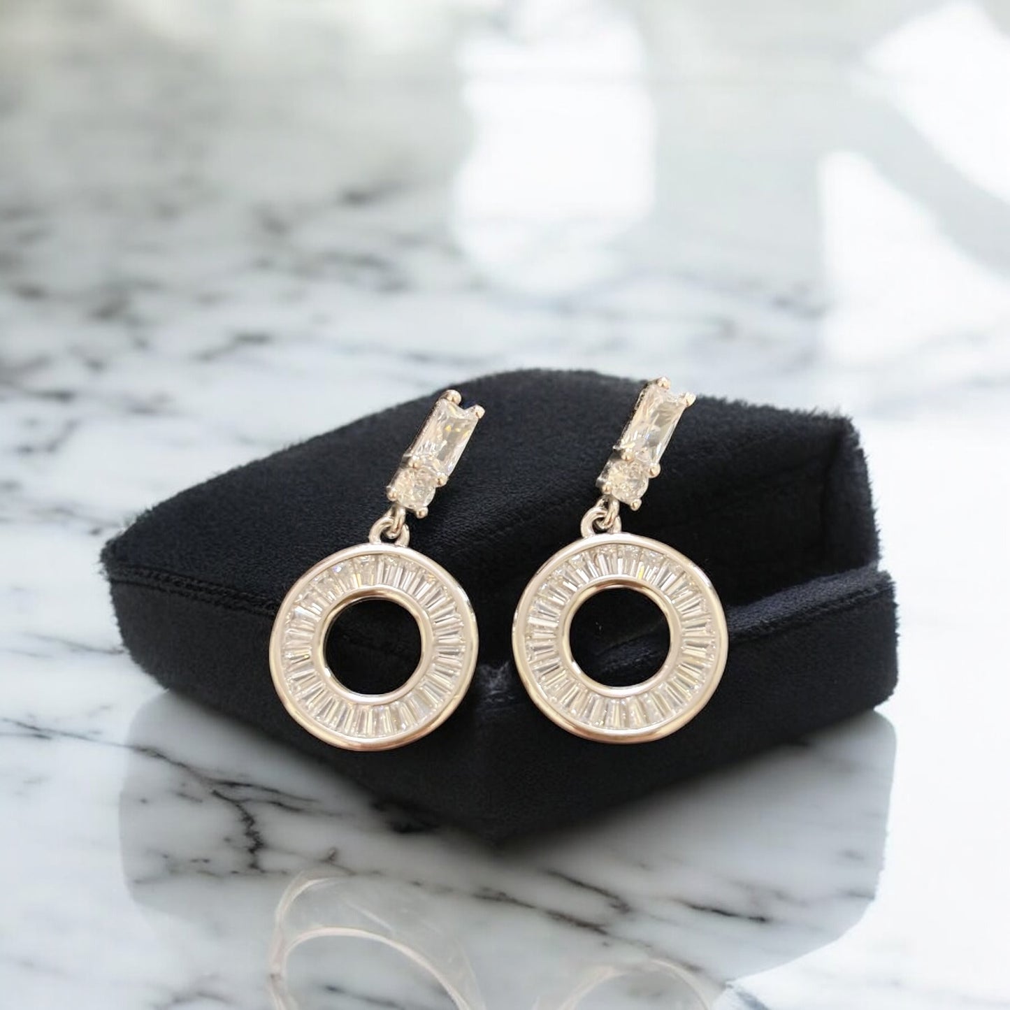 Majestic Baguette Dangler 925 Silver Earring