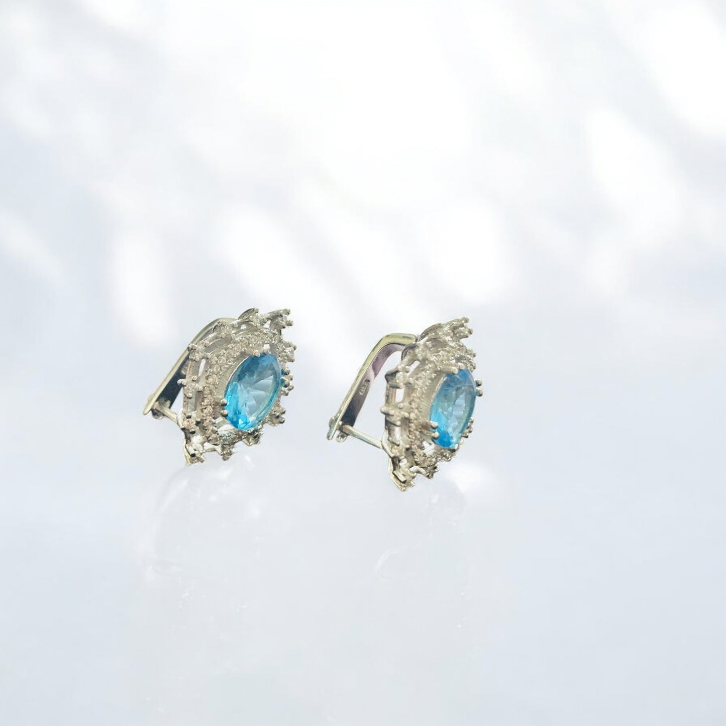 Ocean Blue Majestic Silver Stud