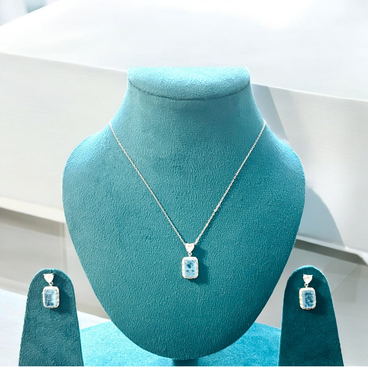 Ocean Whisper– Sterling Silver 925 Pendant Set