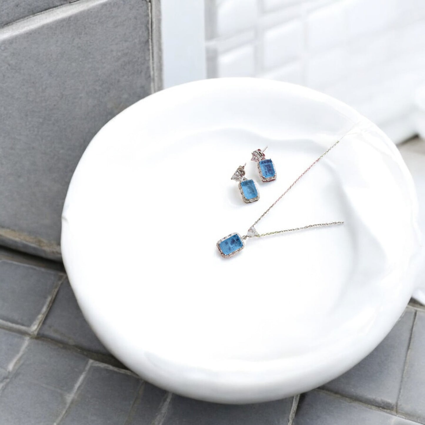 Ocean Whisper– Sterling Silver 925 Pendant Set