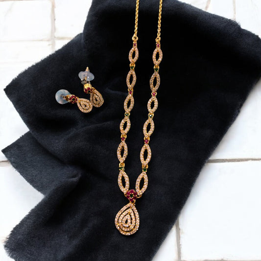 Petal Kiss - Rose gold necklace set