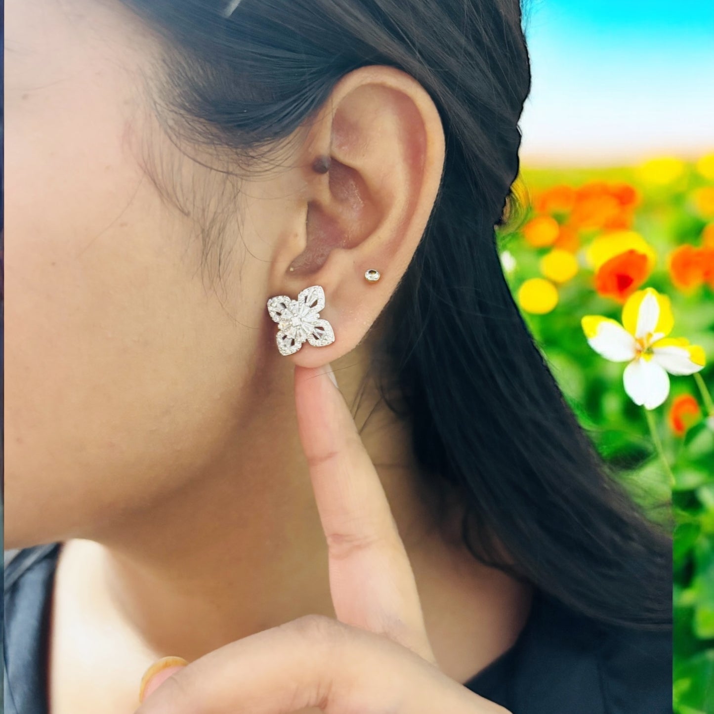 Petal Prism – Floral Baguette 925 silver Studs