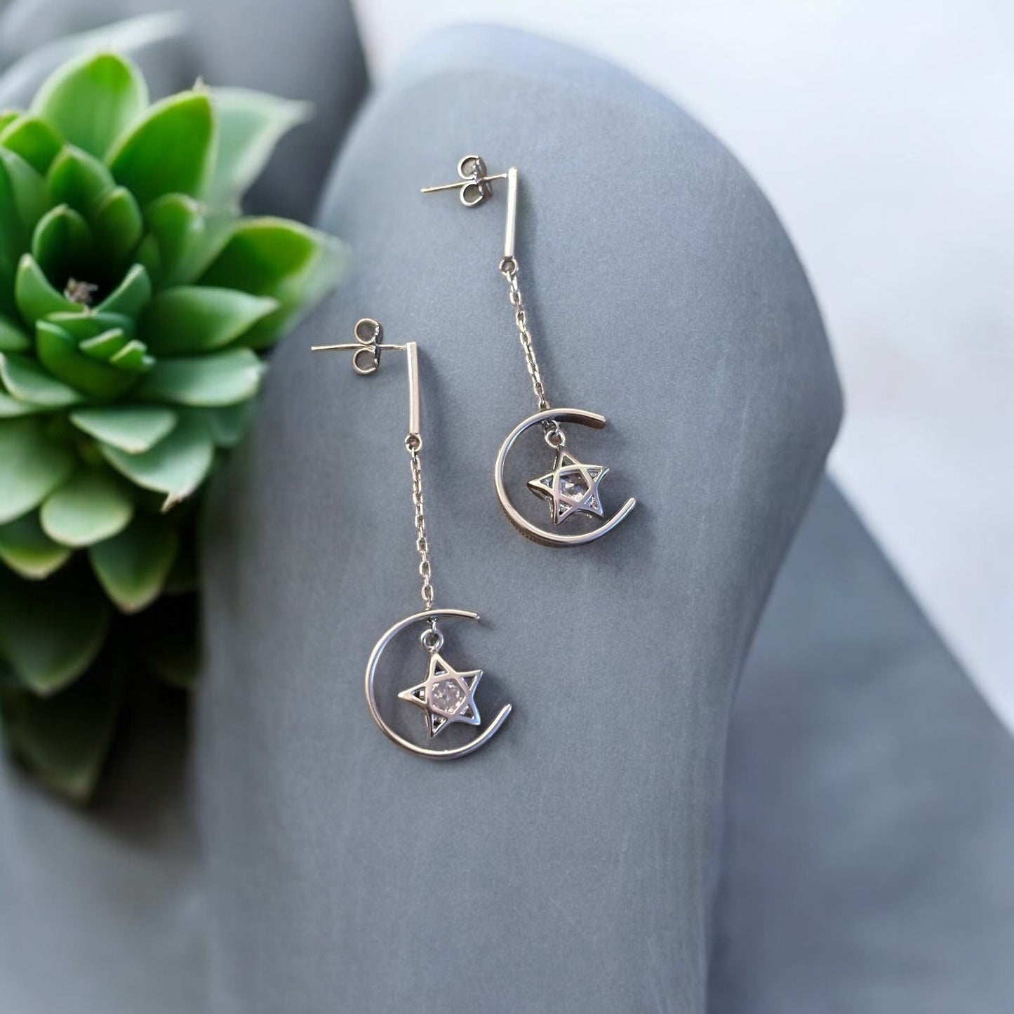 Star in moon Dangling 925 silver earring