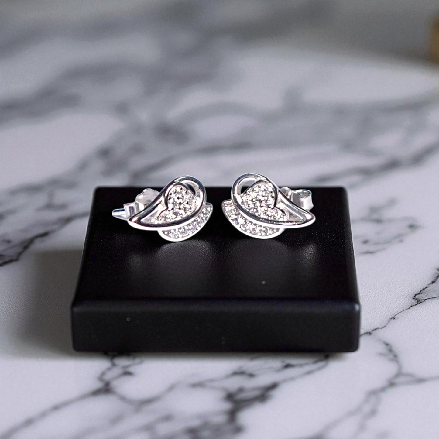Symphony of heart Pendant Set