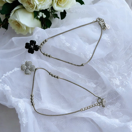 Dual shade Flower sleek bracelet