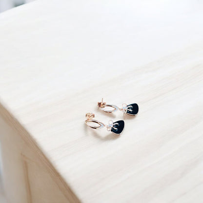 Knot Drop rose gold earring