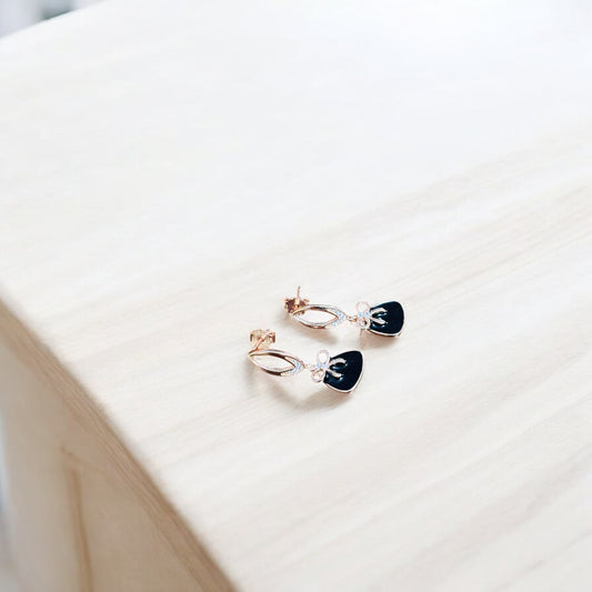 Knot Drop rose gold earring