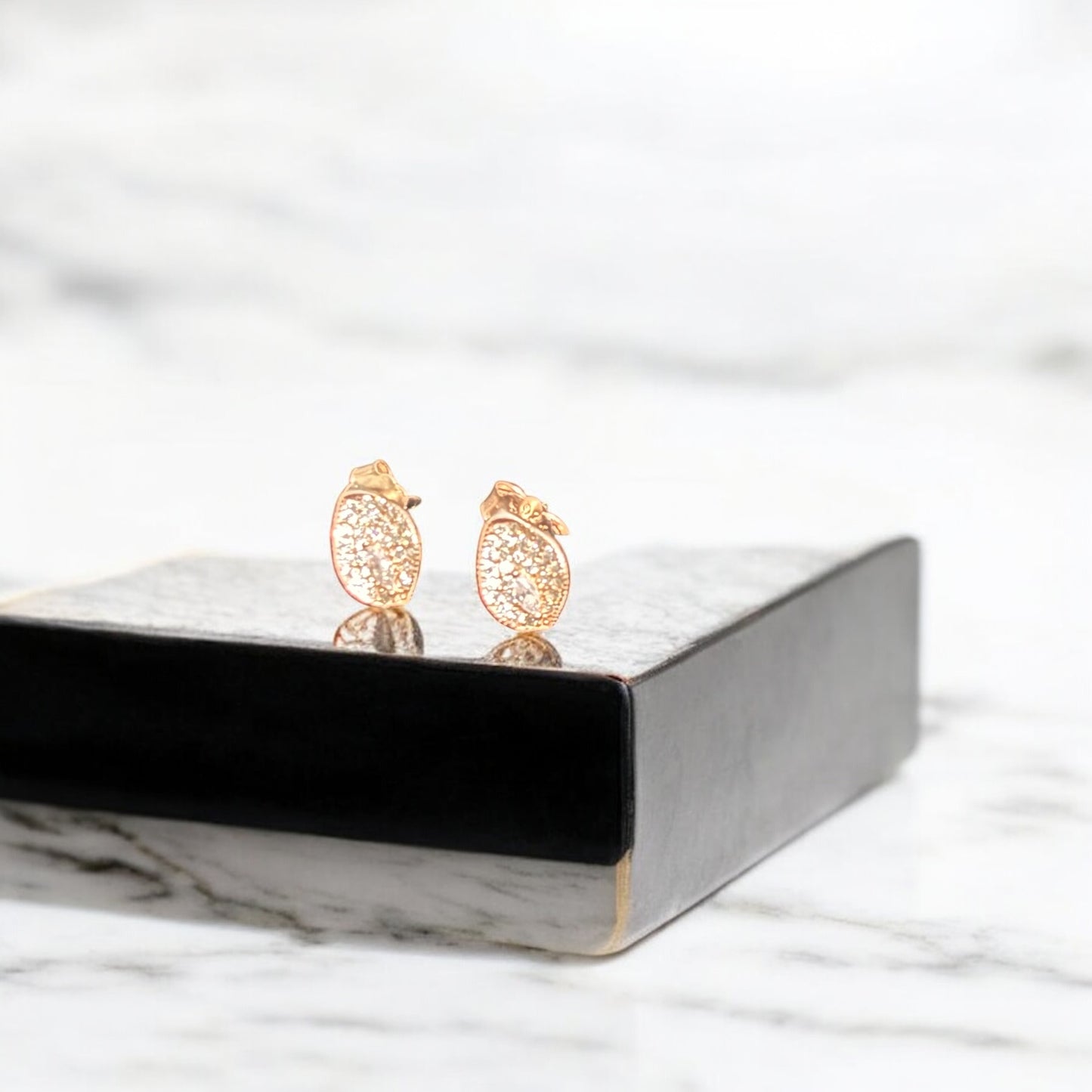 Cute minimal rose gold earring