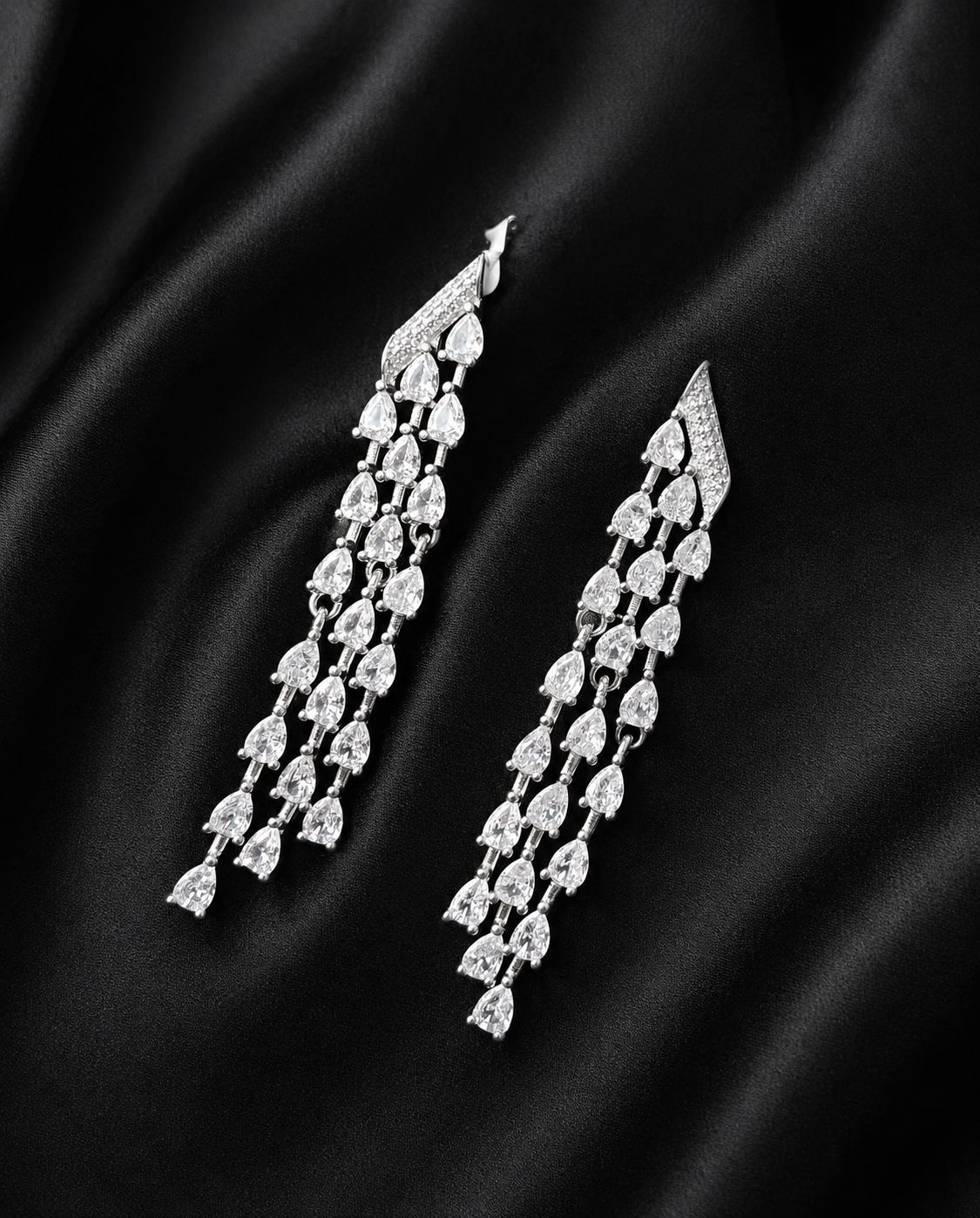 Crystal Royale hanging 925 earrings