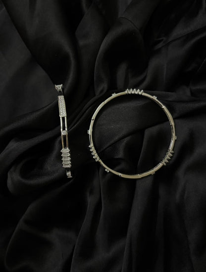 Minimal Diamond Silver Bangles