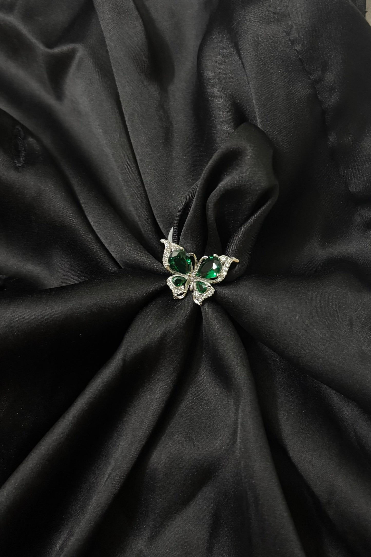 Emerald Majestic Butterfly Silver Ring