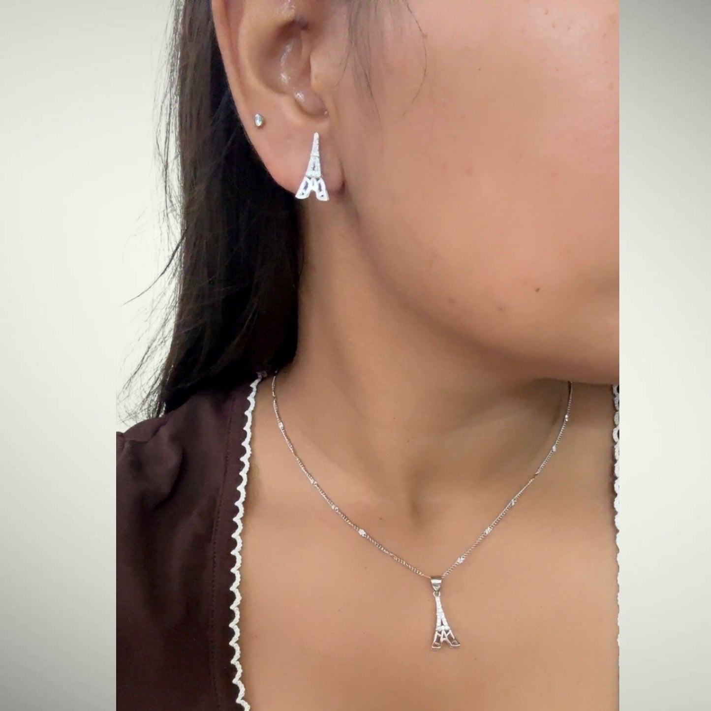 Eiffel Tower Pendant Set
