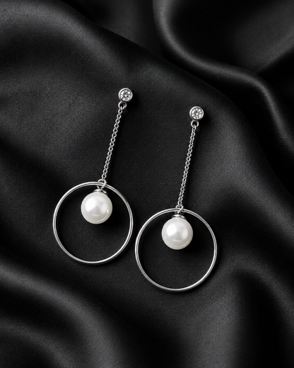 Dangling loop pearl Silver earring