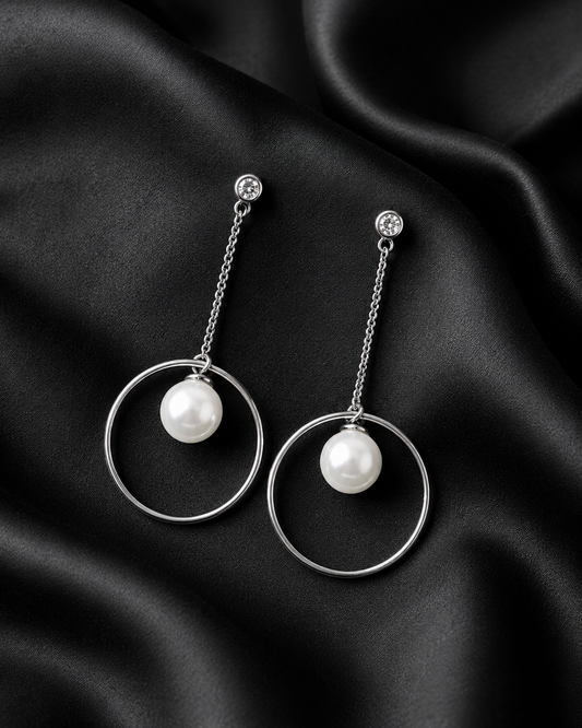 Dangling loop pearl Silver earring