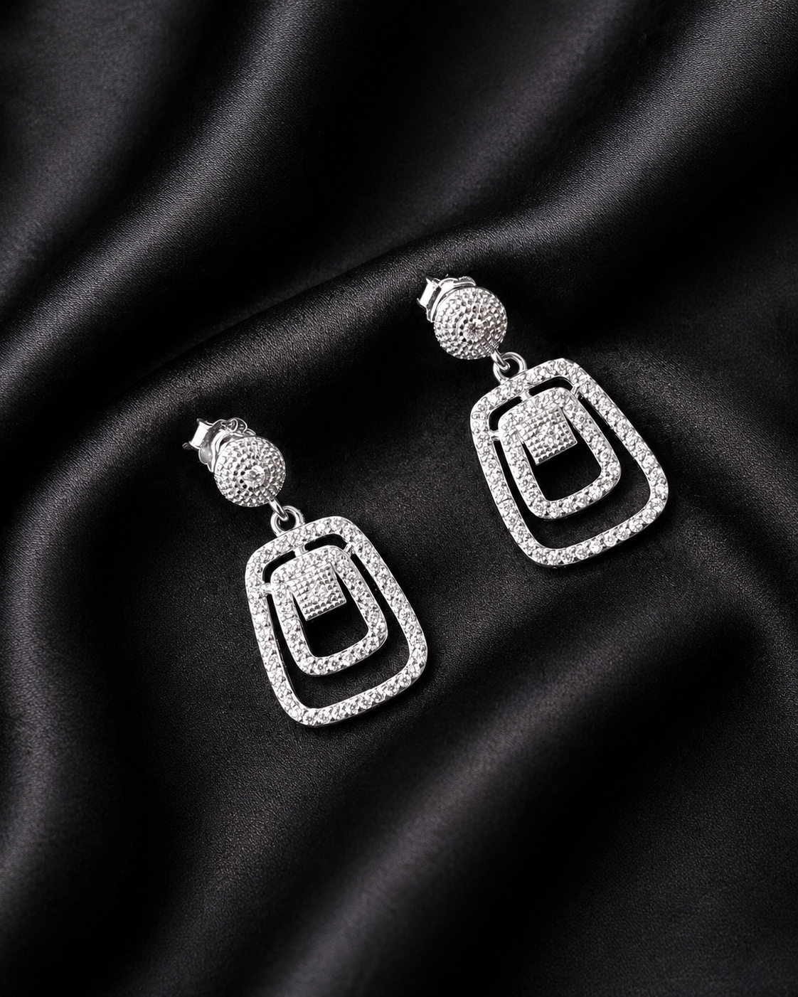 Elegant Drop statement 925 Silver Earring
