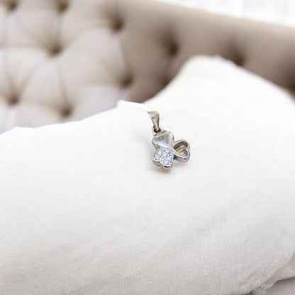 Petal Silver pendant