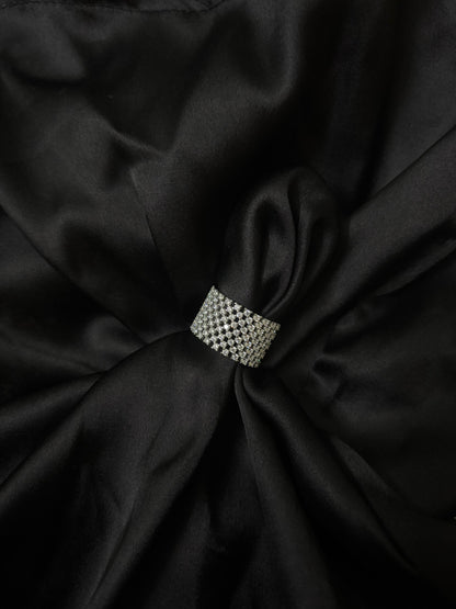 Elegant High Majesty Silver Band