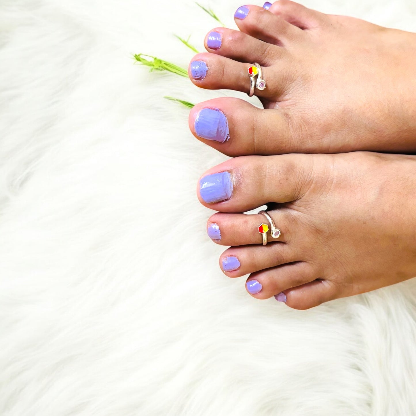 Colourful flower enamel front open toe ring