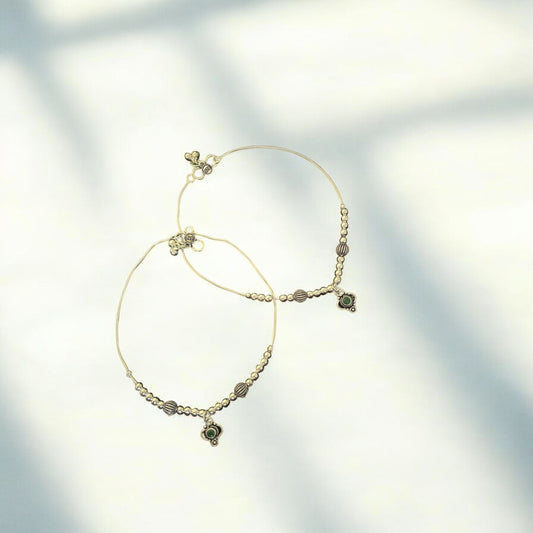 Emerald Charm drop oxidised anklet