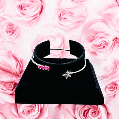 Adjustable Star Bangle with gemstone